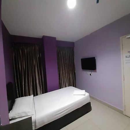 Hotel Zamburger Kota Damansara Eksteriør bilde