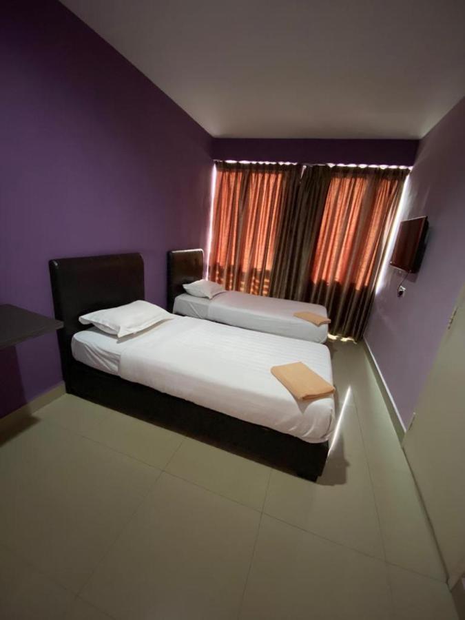 Hotel Zamburger Kota Damansara Eksteriør bilde